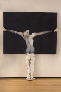 TADEUSZ KANTOR | Trzymam obraz, na którym namalowany jestem, jak trzymam obraz, 1987 | Starak Collection
