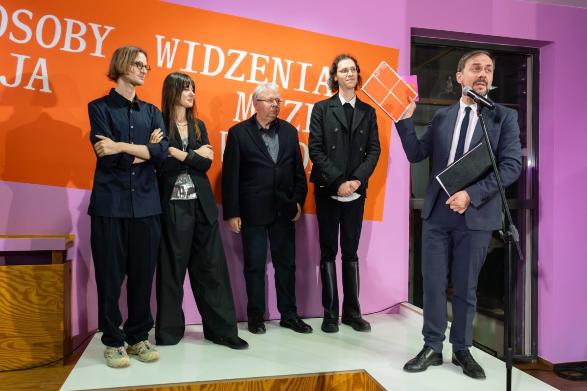 Otwarcie wystawy "Sposoby widzenia. Kolekcja Muzeum Sztuki w Łodzi", zespół kuratorski: Jakub Gawkowski, Katarzyna Różniak-Szabelska, Paweł Polit, Franciszek Smoręda oraz Daniel Muzyczuk, dyrektor MS